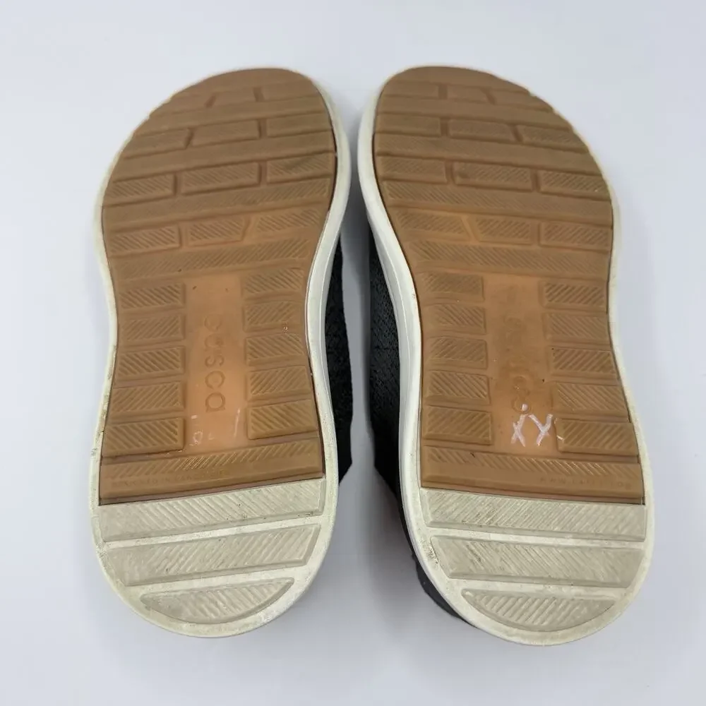 Casca Avro Sneakers Gray Knit Unisex Women's Size 9 Men's 7